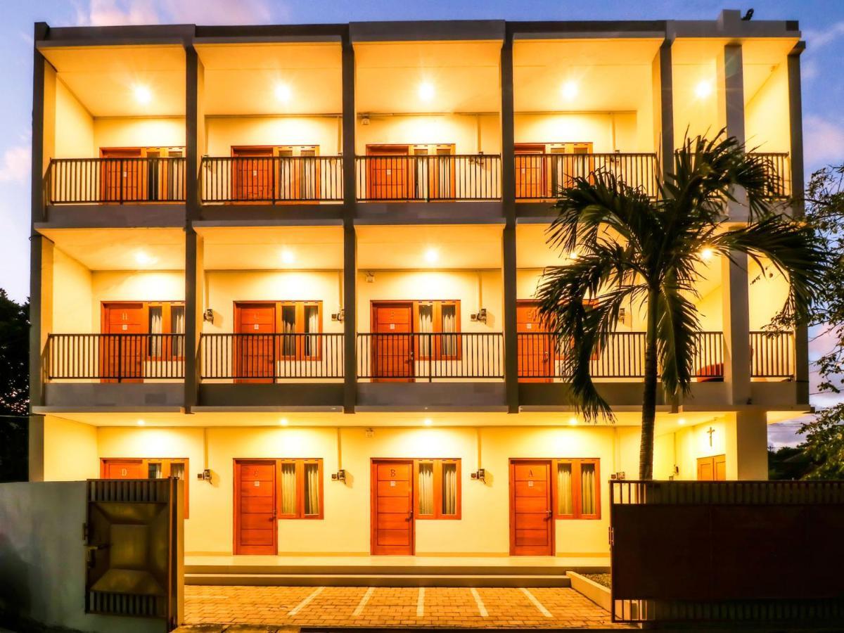 Oyo 1200 Kencana Residence Jimbaran  Ngoại thất bức ảnh